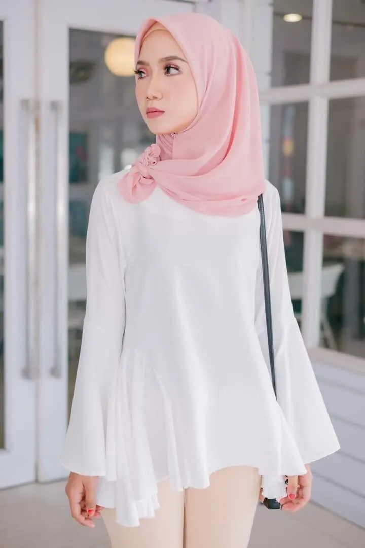 Melati Tops
