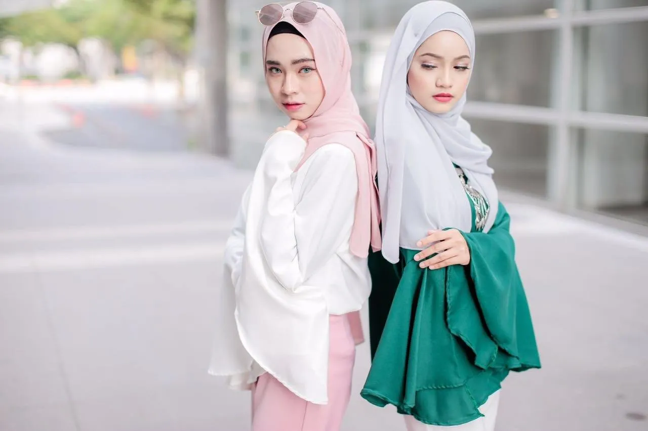 Melati Tops